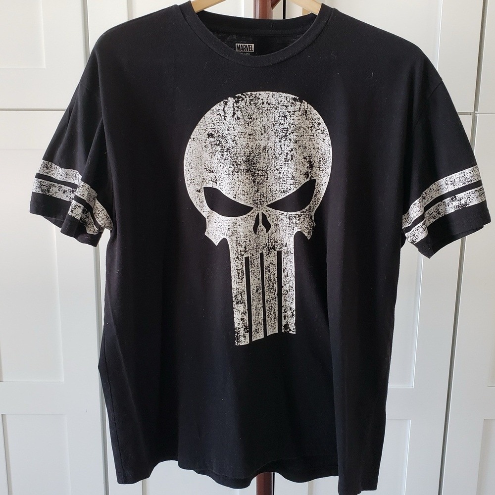 Marvel Punisher Skull Shirt Mens‎ 2XL Black Graphic Tee Distressed Logo